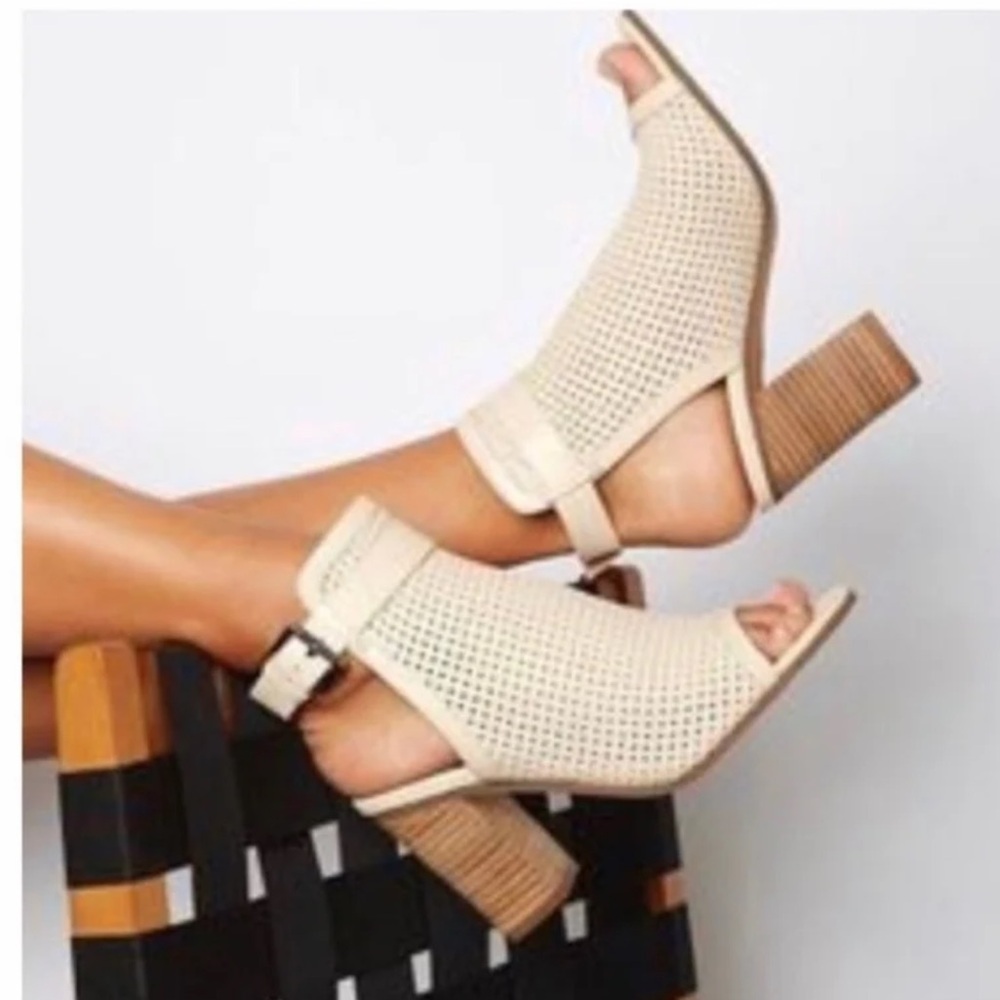 Circus By Sam Edelman Kipling Faux Leather Bootie Perforated Sandal 9M Modcloth